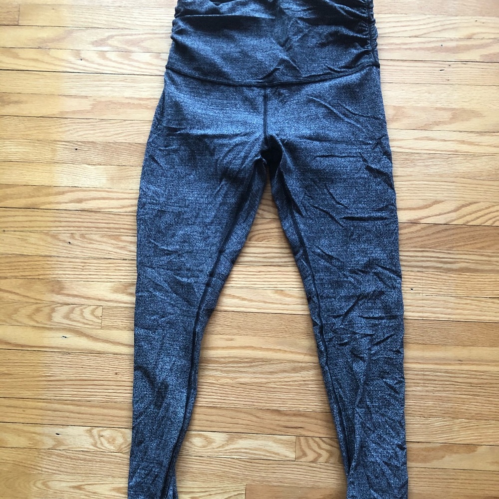 Lululemon still mind tights